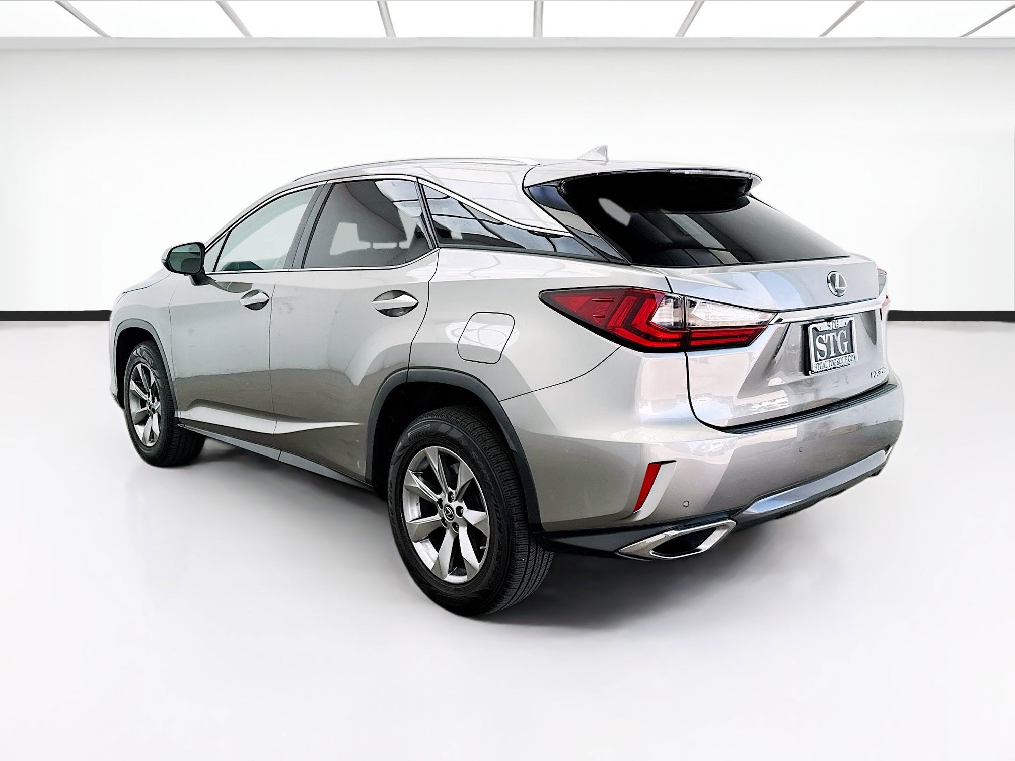 Used 2018 Lexus RX 350 FWD w/ Accessory Package image 6