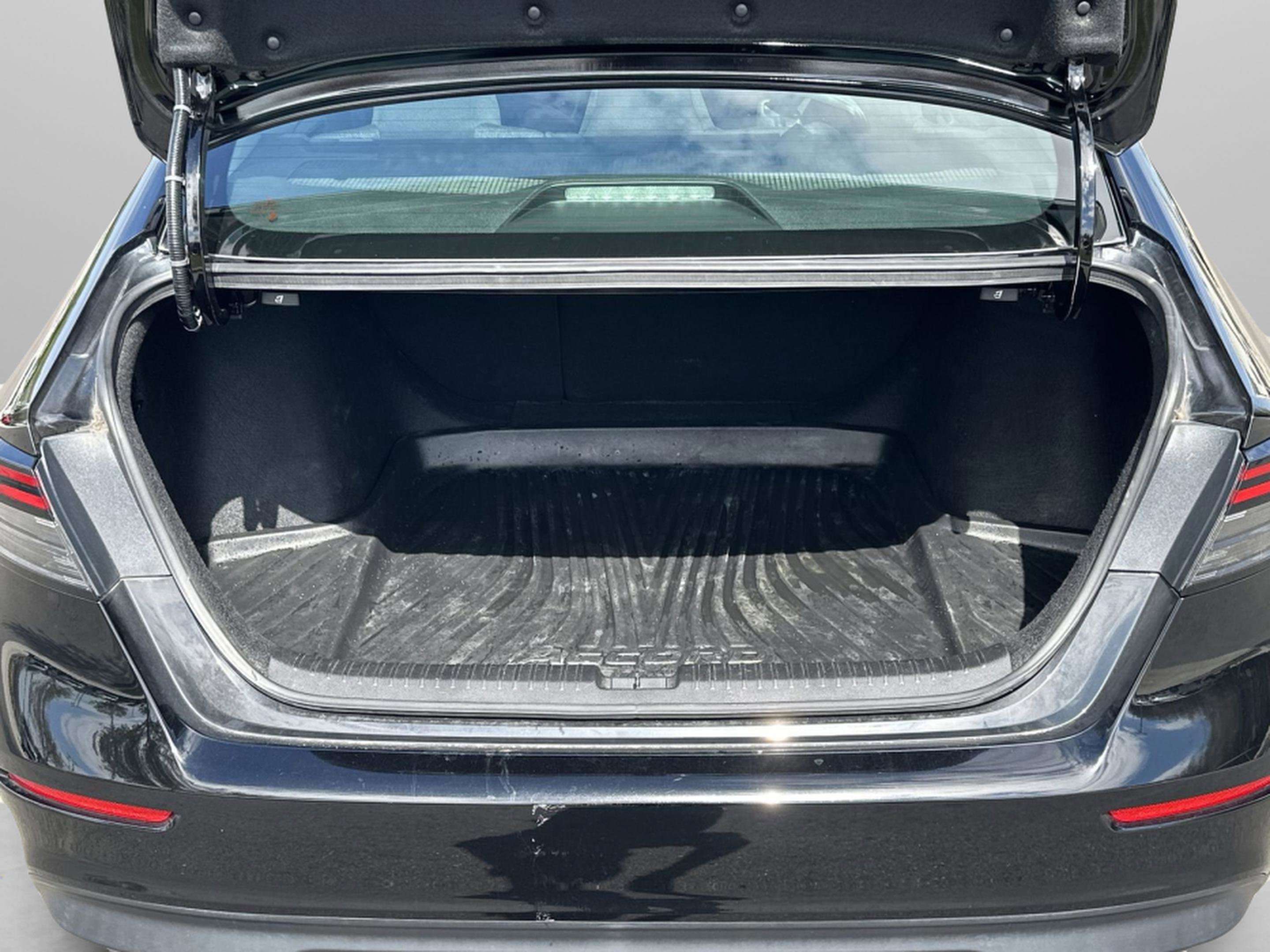 Used 2023 Honda Accord EX image 33