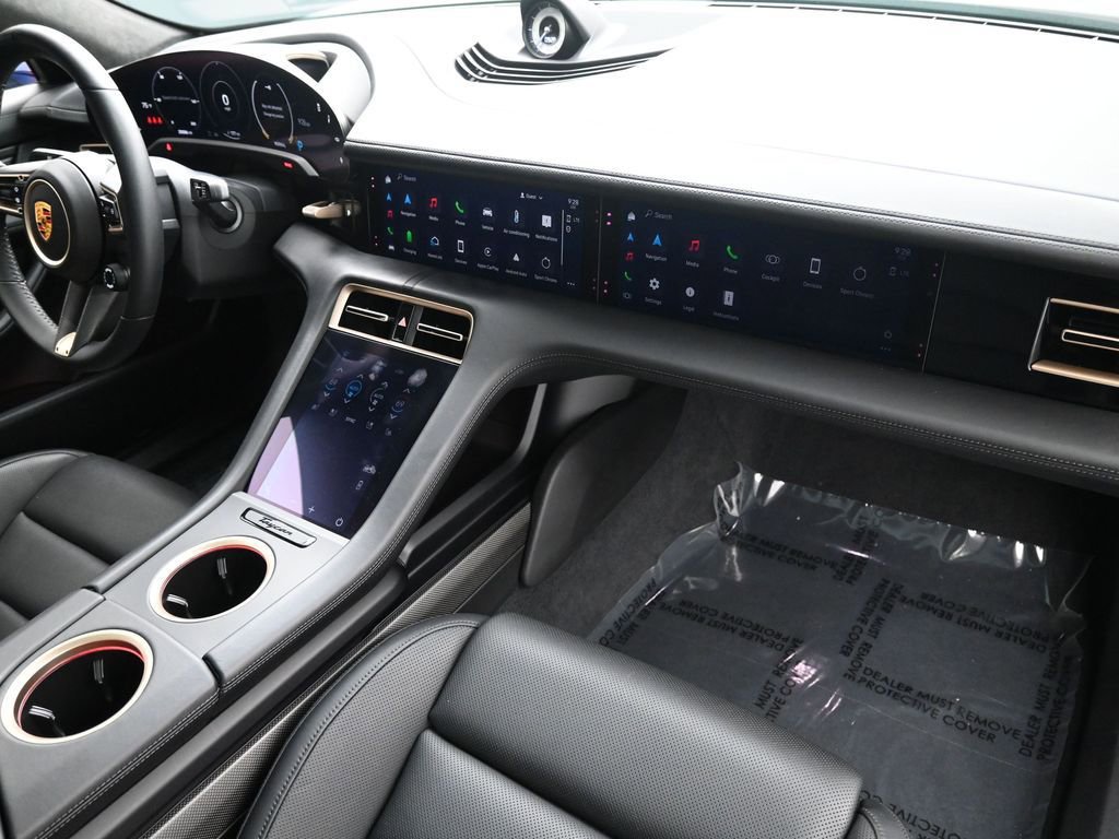 Certified 2020 Porsche Taycan Turbo S image 32