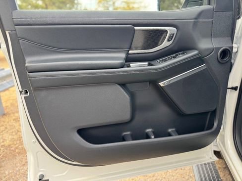 New 2026 Ford Expedition Max Platinum image 21