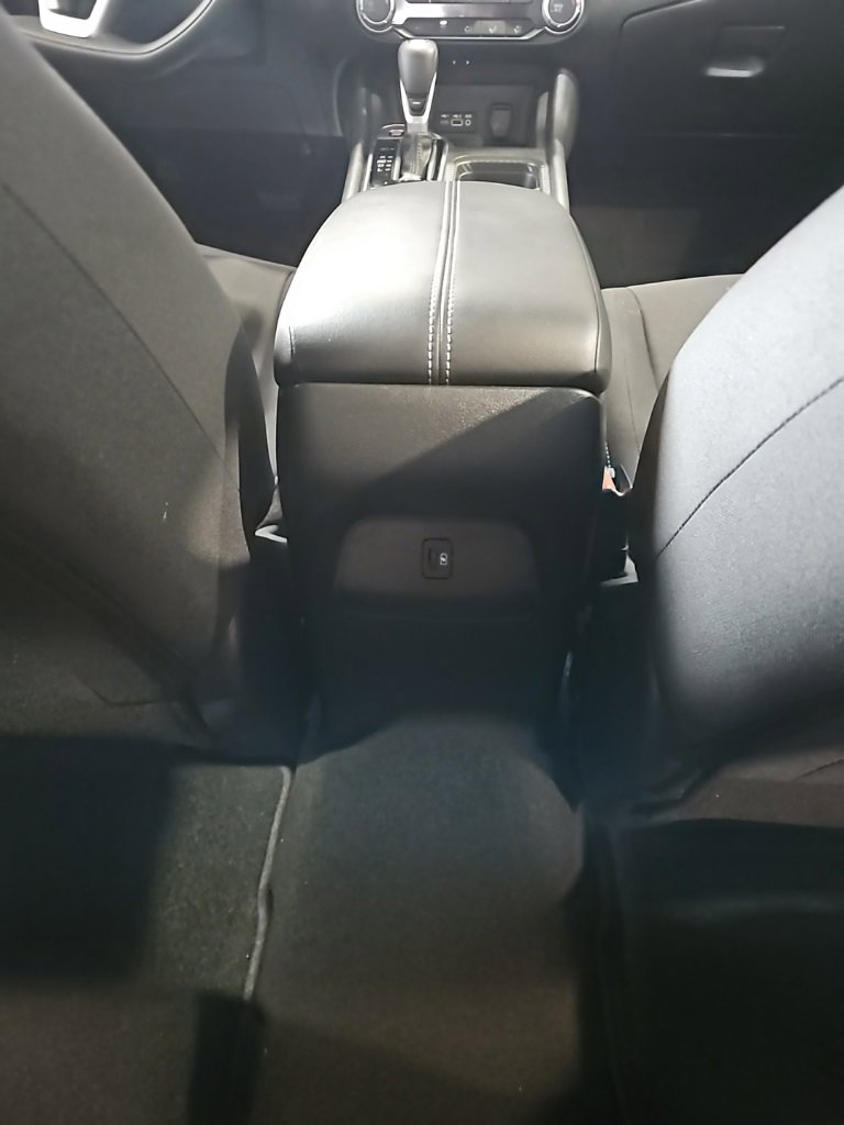 Used 2025 Nissan Sentra SV image 18