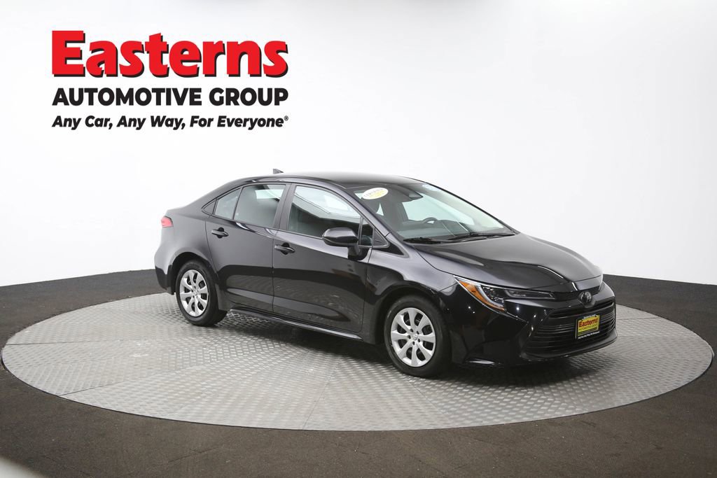 Used 2023 Toyota Corolla LE image 47