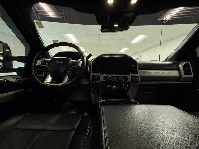 Used 2022 Ford F250 Lariat w/ Black Appearance Package AWD/4WD image 10