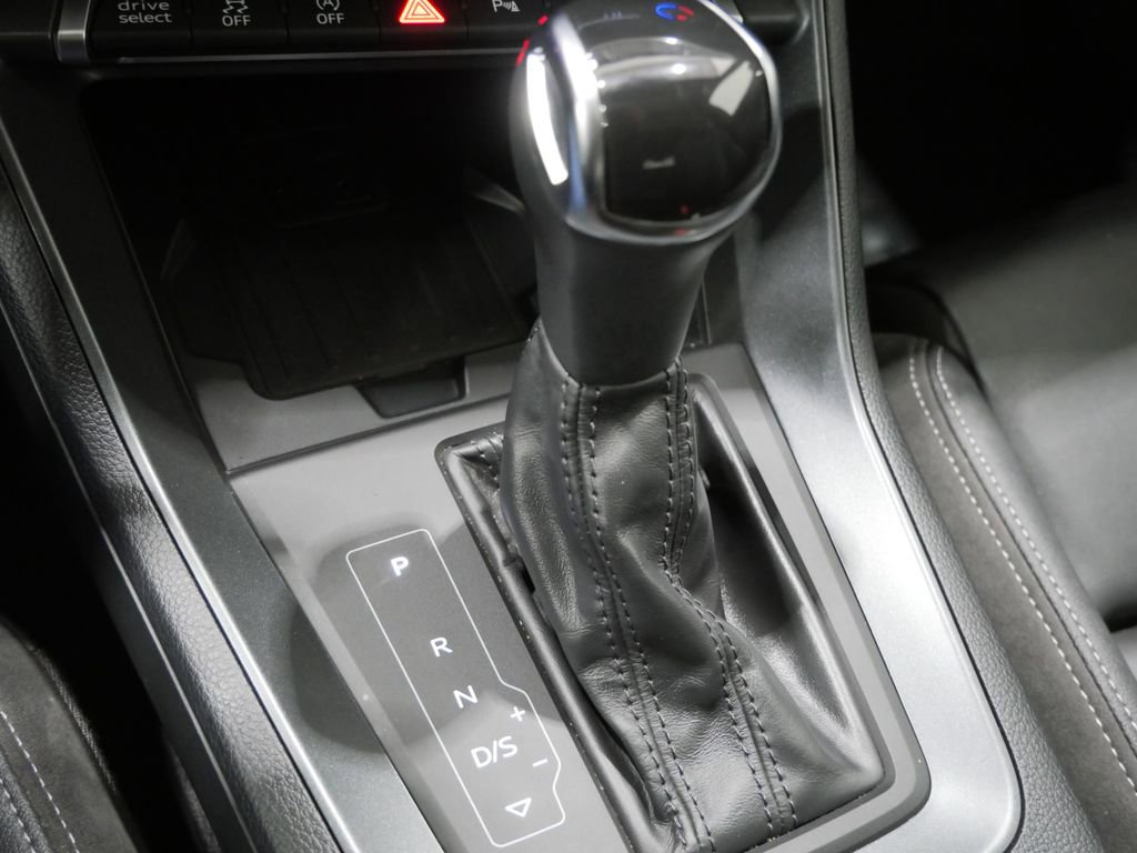 Used 2021 Audi Q3 2.0T Premium Plus w/ Premium Plus Package AWD/4WD image 24