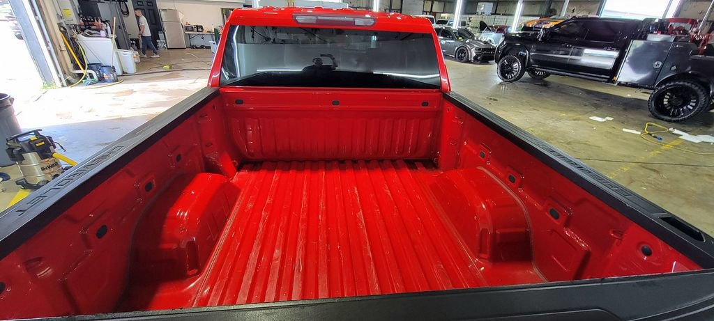 Used 2019 Chevrolet Silverado 1500 Custom w/ Custom Convenience Package AWD/4WD image 5