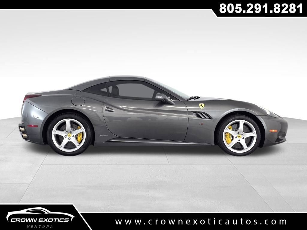 Used 2012 Ferrari California image 16