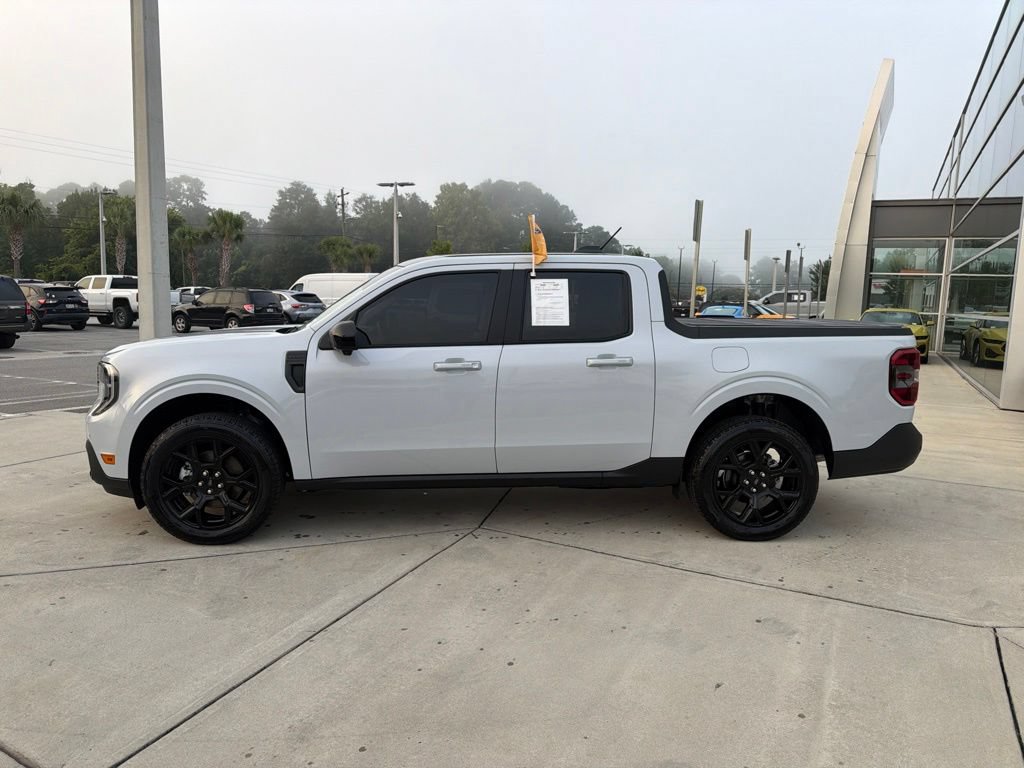 Certified 2026 Ford Maverick Lariat w/ Black Appearance Package AWD/4WD image 4