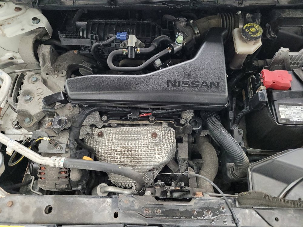 Used 2016 Nissan Rogue SV image 30