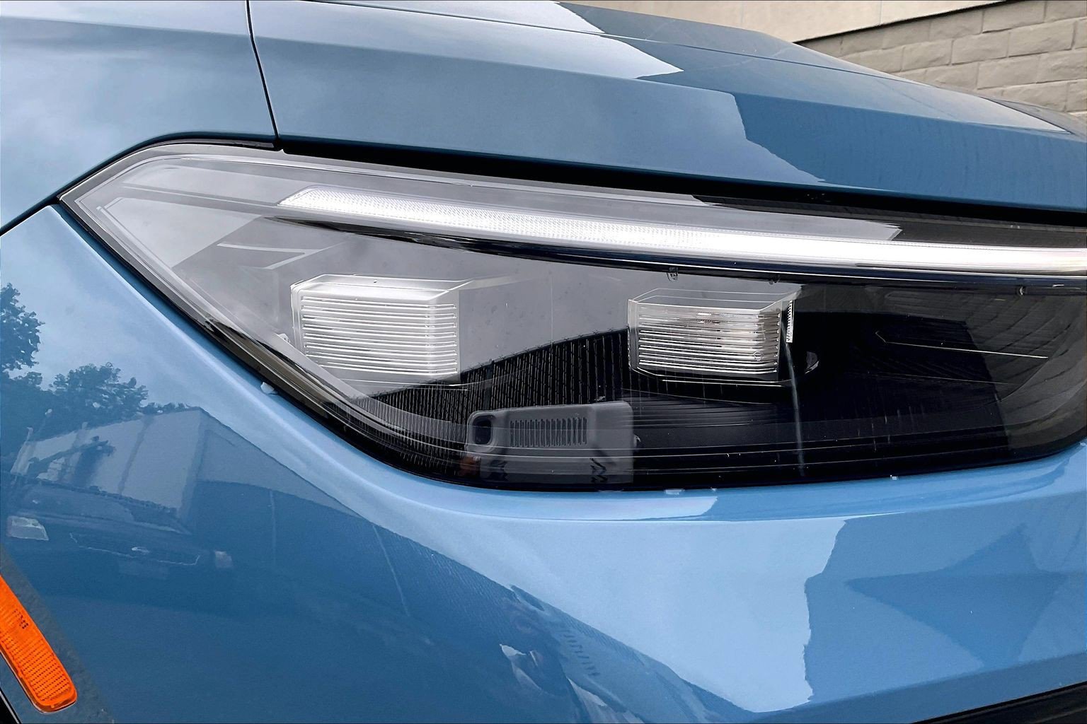 Certified 2025 Volkswagen Tiguan SE R-Line AWD/4WD image 27