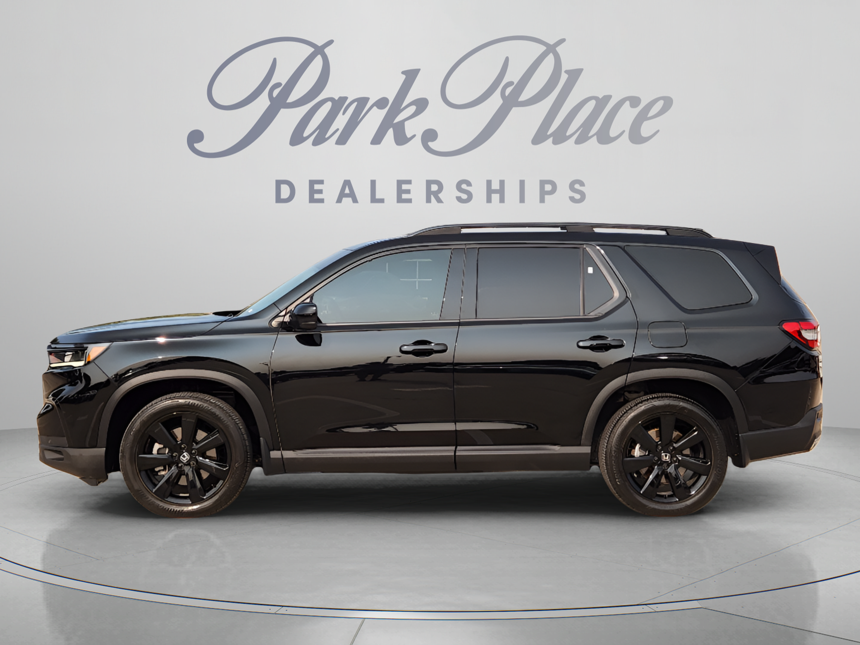 Used 2025 Honda Pilot Black Edition video 2