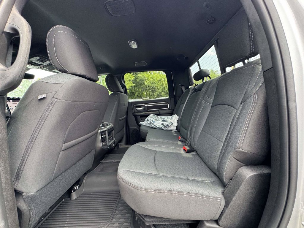 New 2026 RAM 2500 Big Horn AWD/4WD image 15