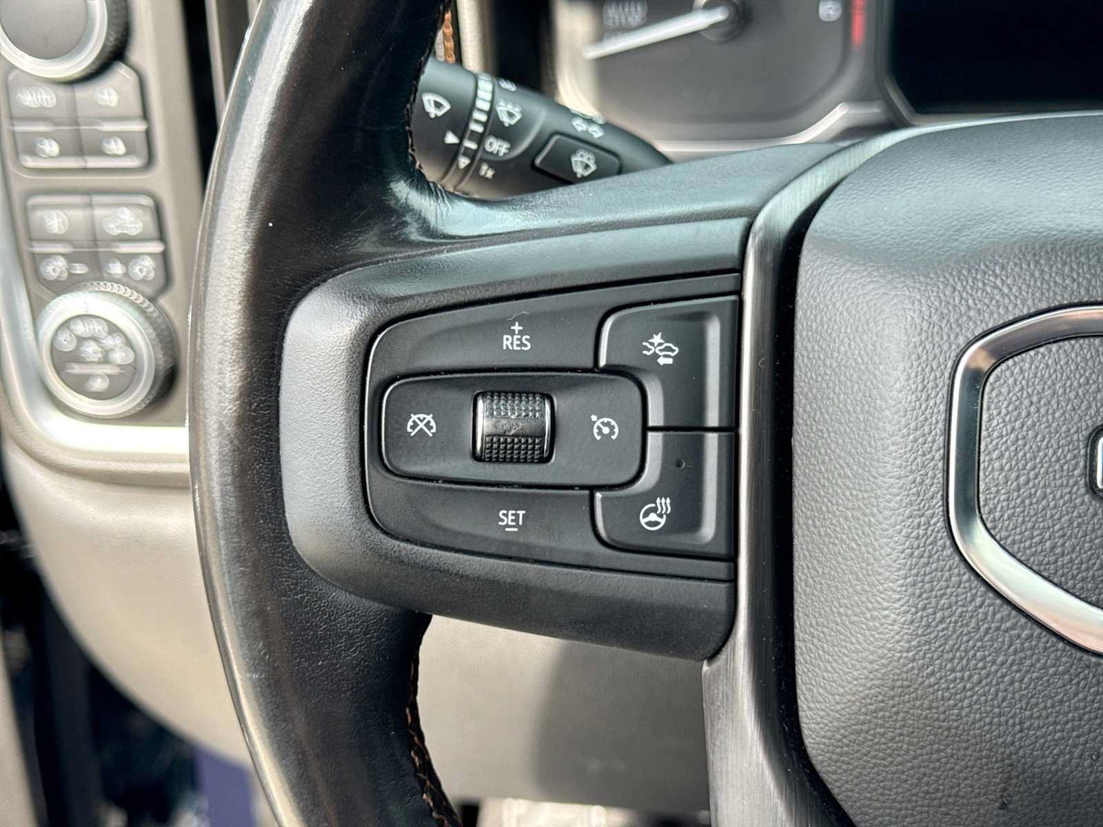 Used 2019 GMC Sierra 1500 AT4 w/ AT4 Premium Package AWD/4WD image 24