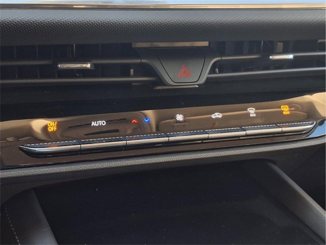 Certified 2025 Buick Envision Preferred image 10