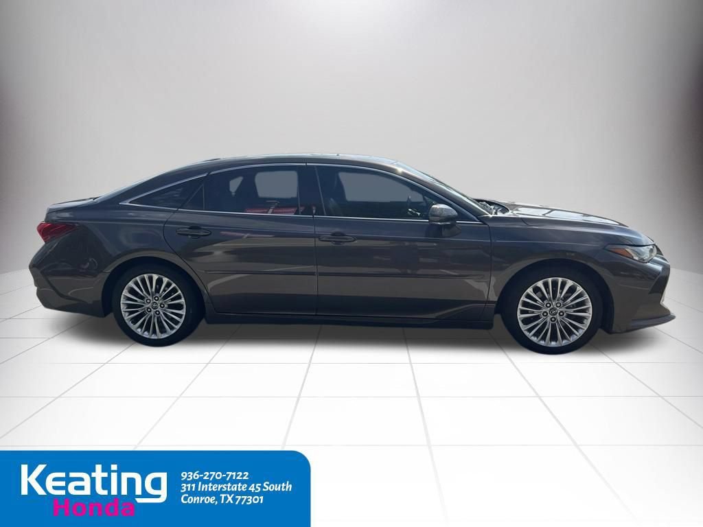 Used 2020 Toyota Avalon Limited FWD image 4