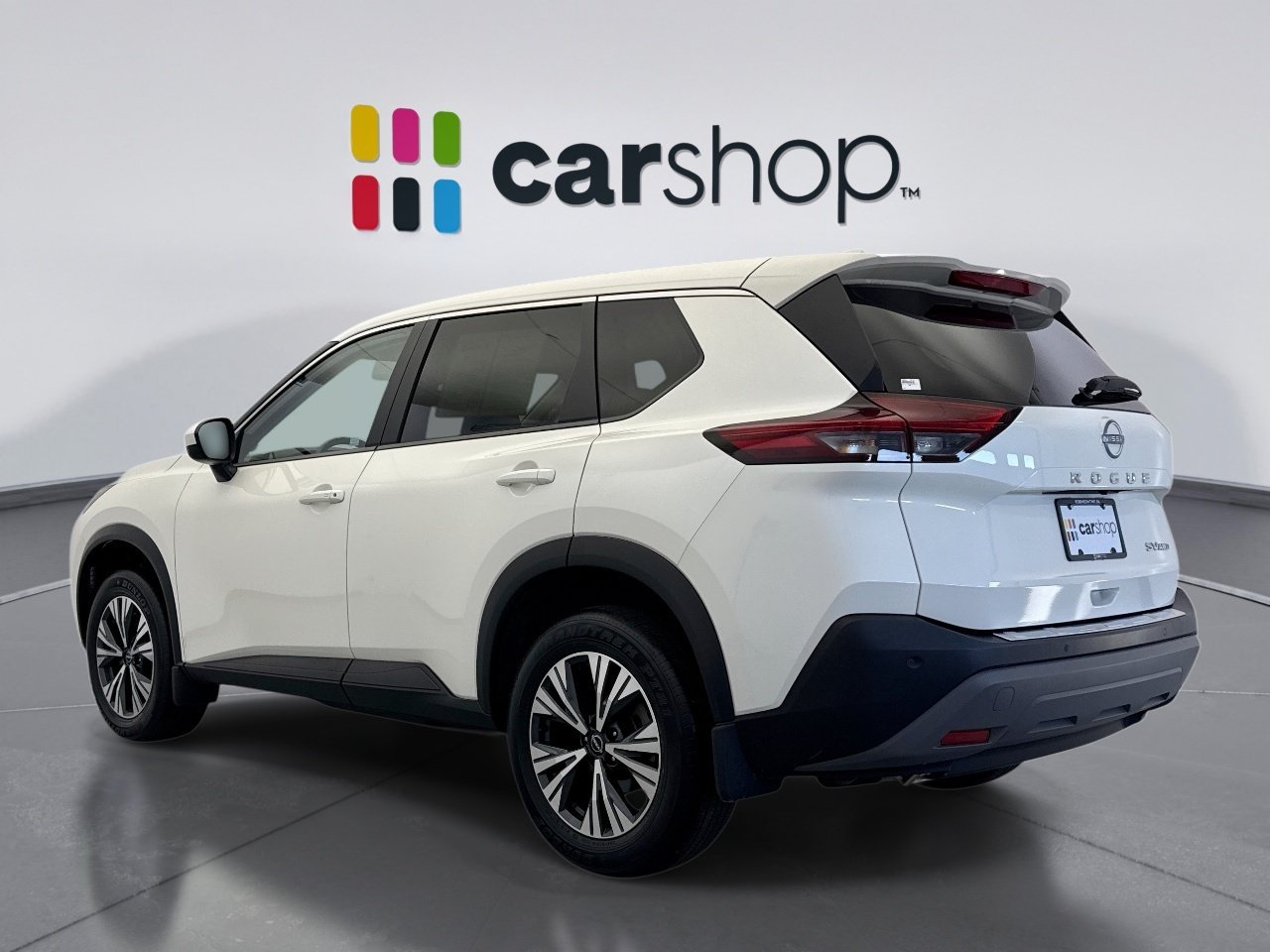 Used 2023 Nissan Rogue SV AWD/4WD image 3