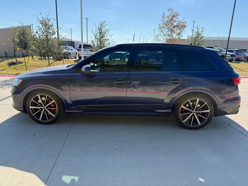 Used 2022 Audi SQ7 Prestige image 10