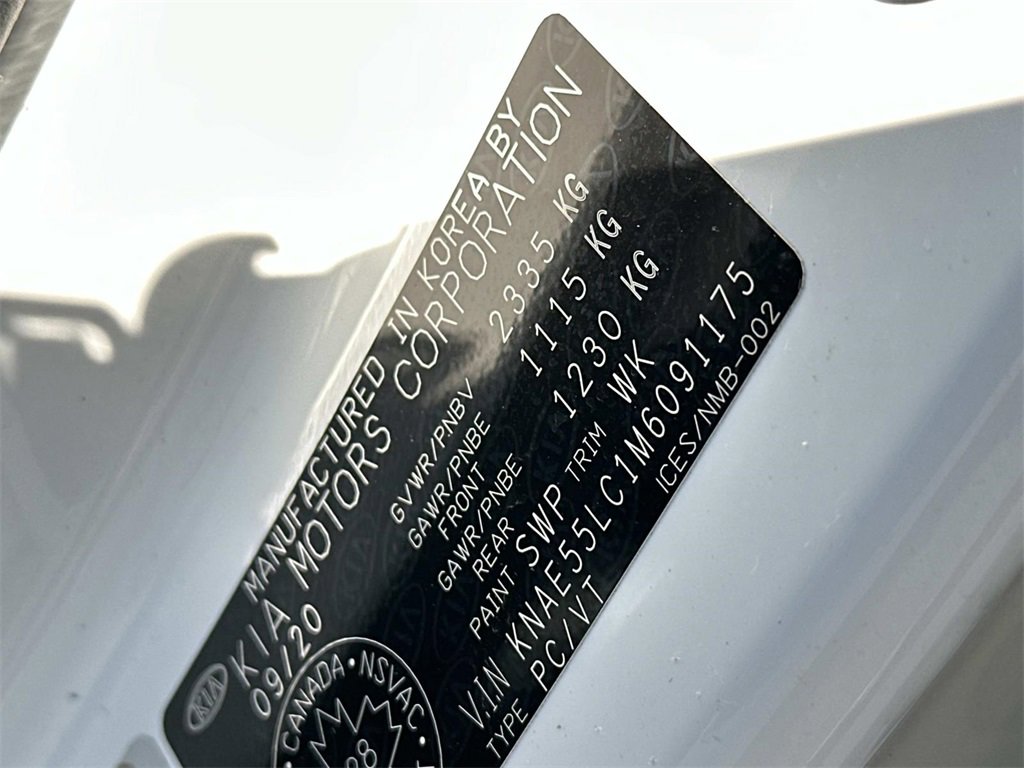 Used 2021 Kia Stinger GT2 image 19