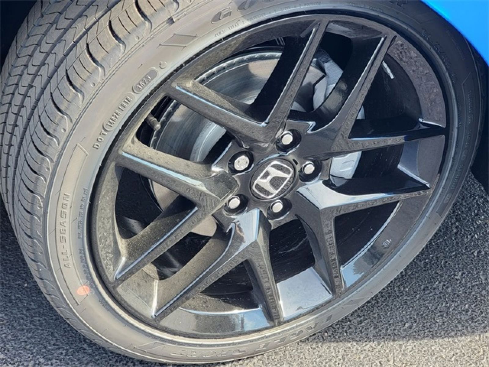 Used 2024 Honda Civic Sport image 2