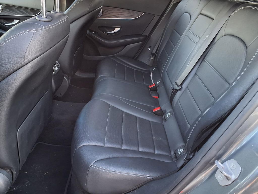Used 2017 Mercedes-Benz GLC 300 4MATIC Coupe image 13