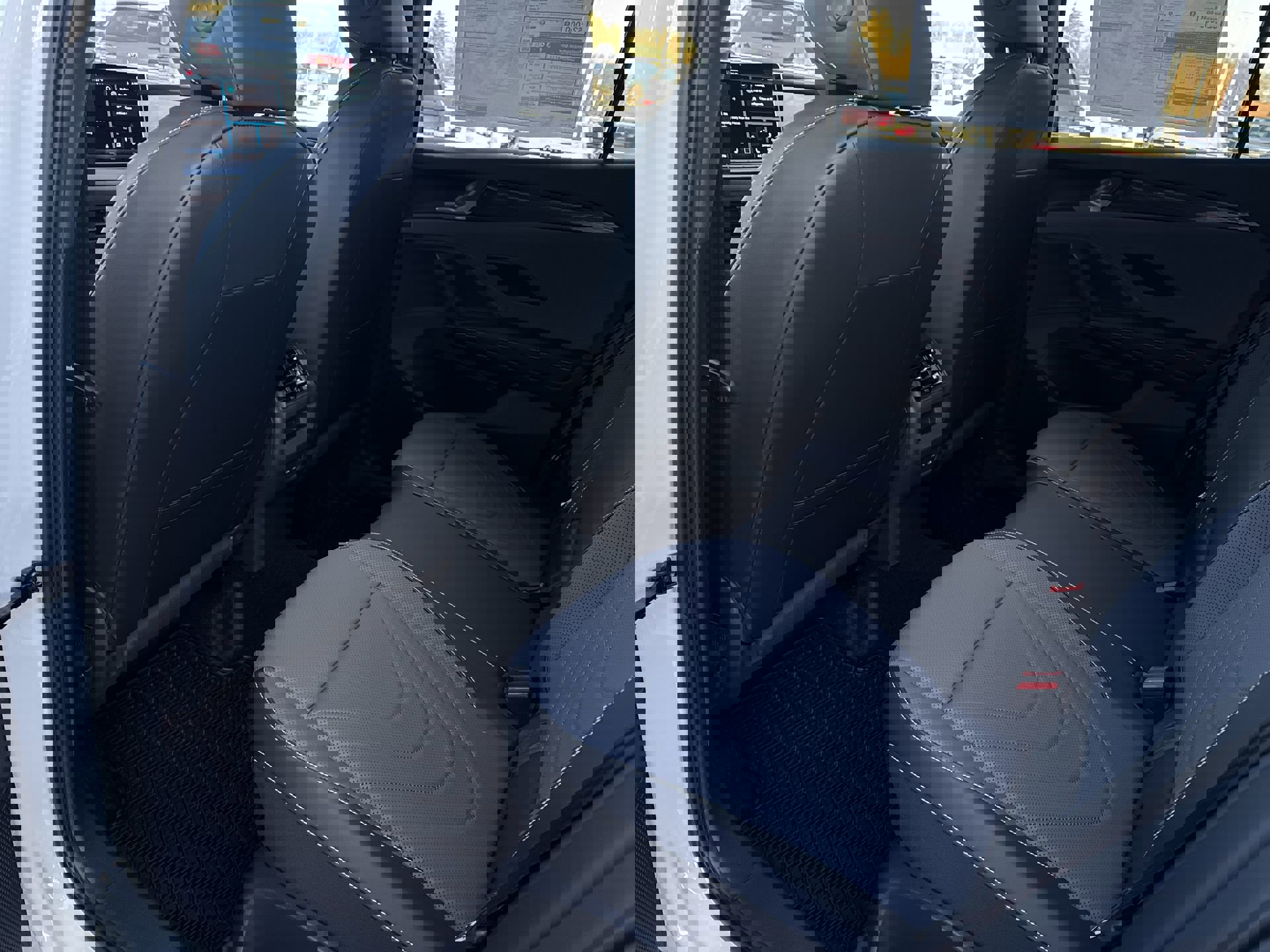 New 2026 Volkswagen Tiguan SE R-Line image 22