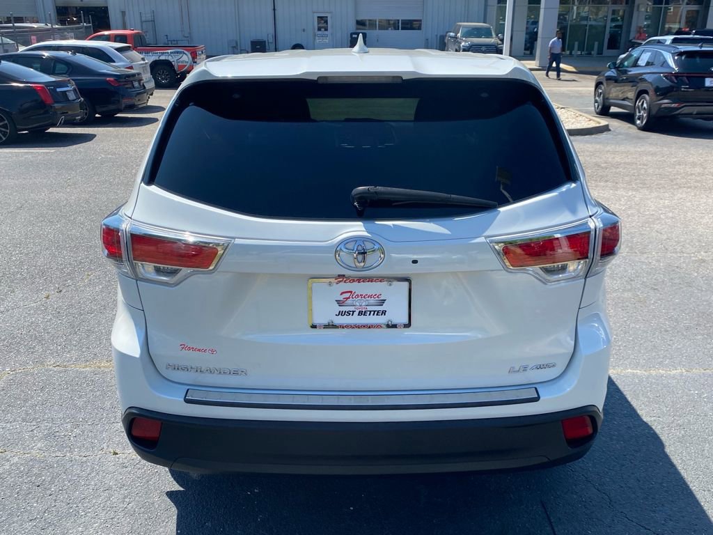 Used 2016 Toyota Highlander Plus AWD/4WD image 14