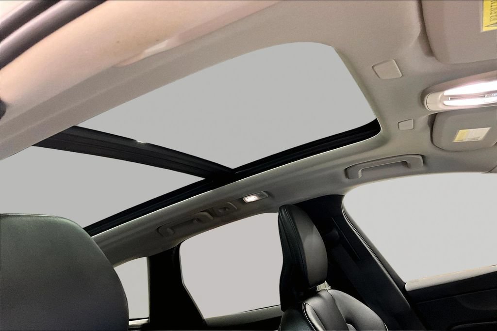 Certified 2023 Volvo XC60 B5 Core w/ Climate Package AWD/4WD image 26