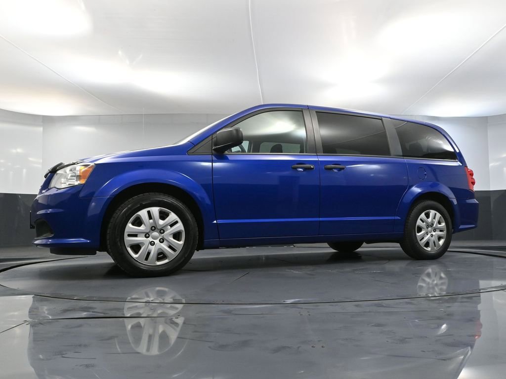 Used 2019 Dodge Grand Caravan SE w/ UConnect Hands-Free Group image 48