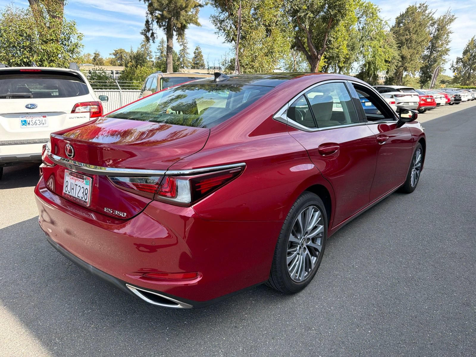 Used 2019 Lexus ES 350 w/ Premium Package FWD image 4