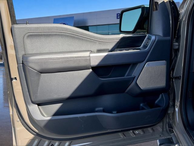 Used 2025 Ford F150 Lariat w/ Equipment Group 501A Mid AWD/4WD image 23