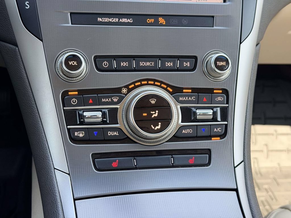 Used 2020 Lincoln MKZ w/ Convenience Package FWD image 5