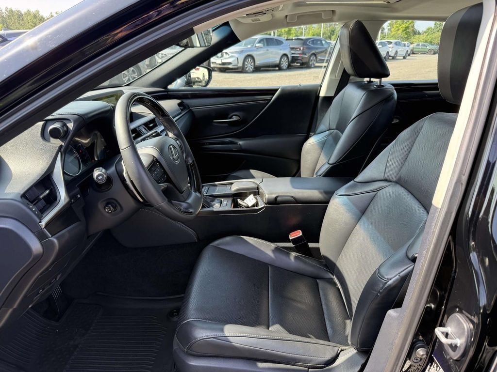 Used 2020 Lexus ES 350 w/ Premium Package FWD image 13