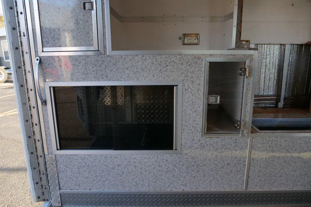 Used 2006 GMC Sierra 3500 SLE w/ Heavy-Duty Power Package image 44