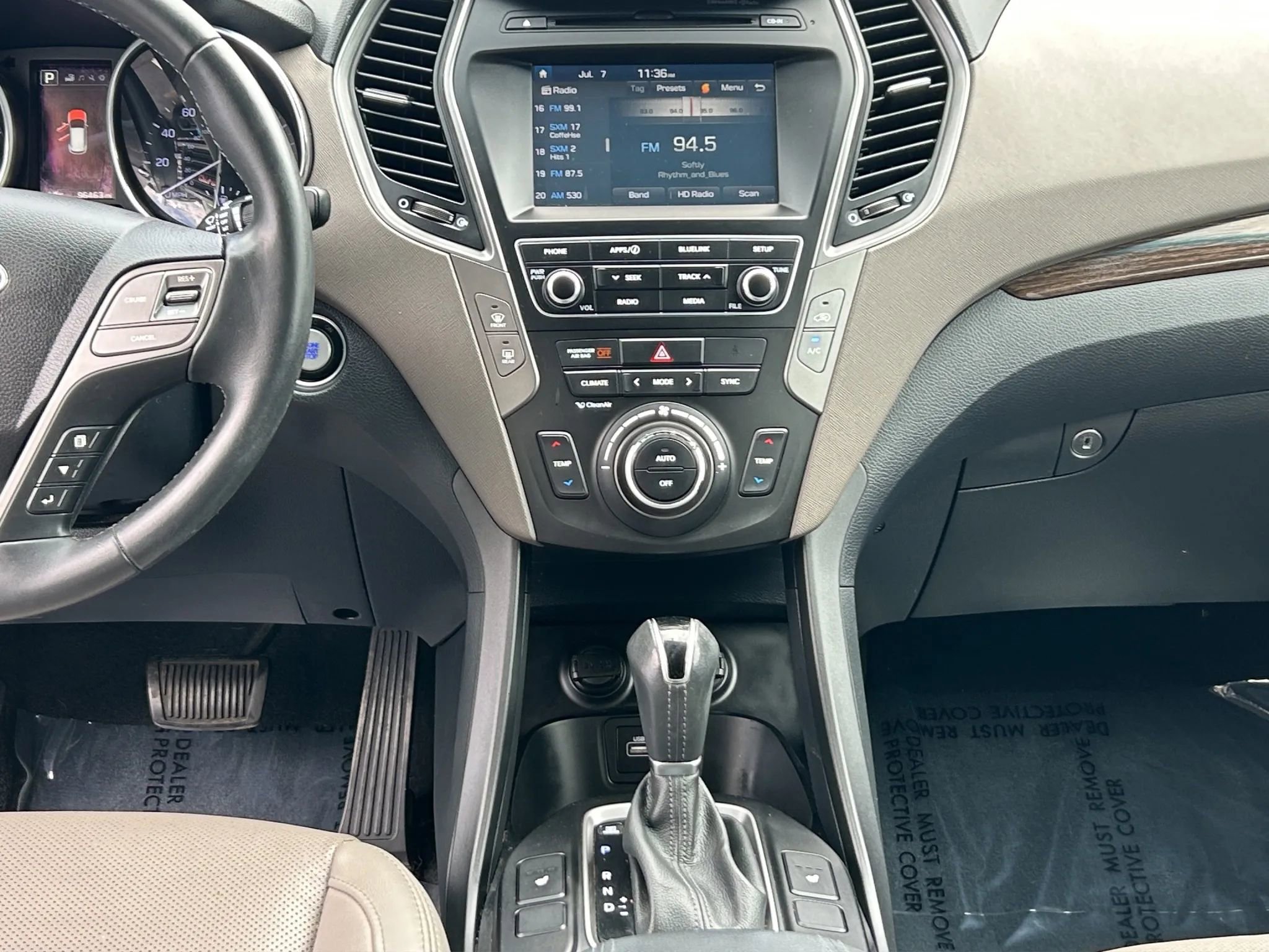 Used 2017 Hyundai Santa Fe Sport image 18