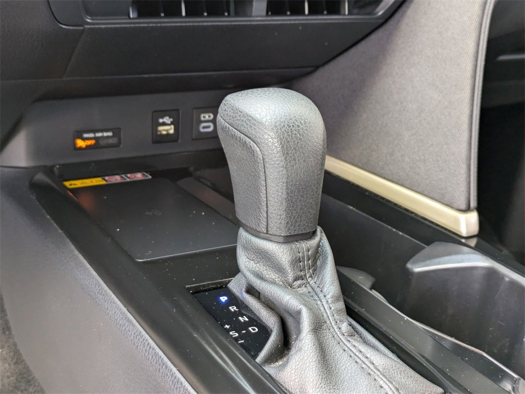 Used 2025 Toyota Camry LE image 23
