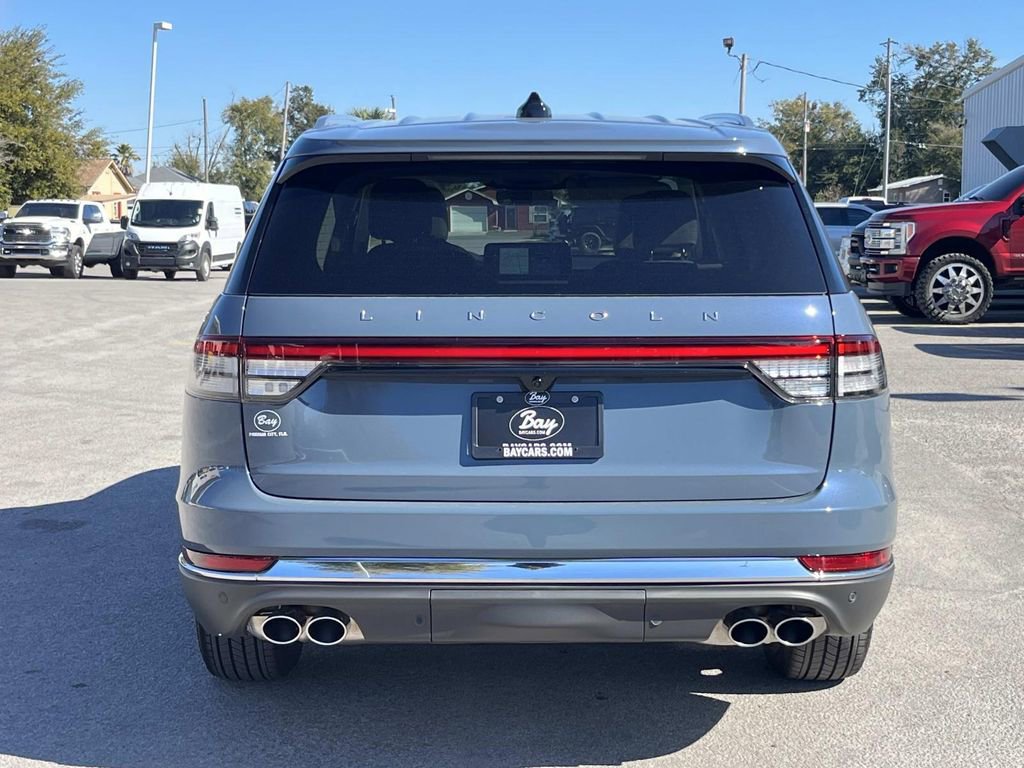 New 2026 Lincoln Aviator 2WD image 3