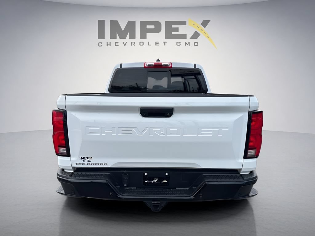 Used 2025 Chevrolet Colorado Z71 AWD/4WD image 4