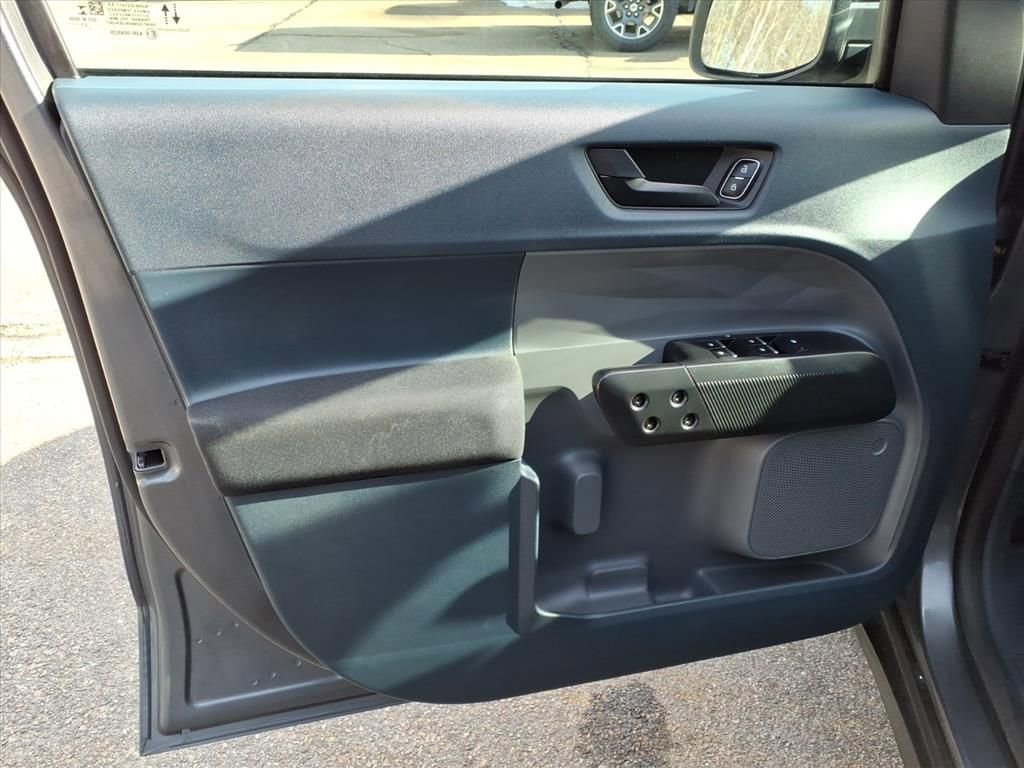 Used 2022 Ford Maverick XL w/ Equipment Group 100A Standard image 14