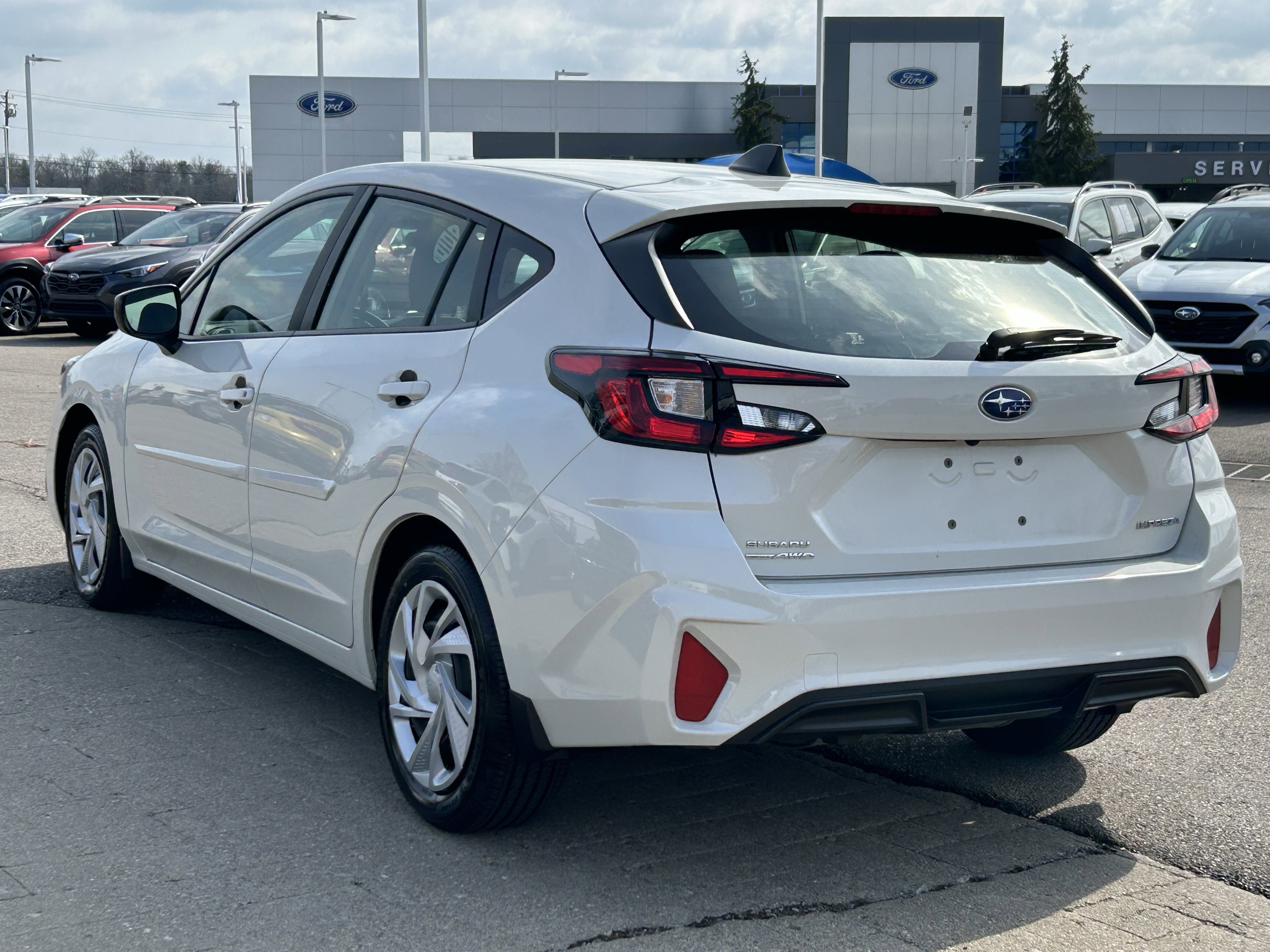 Used 2025 Subaru Impreza 2.0i image 5