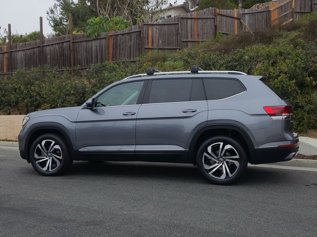 Used 2023 Volkswagen Atlas SEL image 28