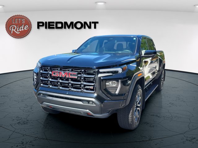 Used 2024 GMC Canyon AT4 w/ Technology Package AWD/4WD image 1