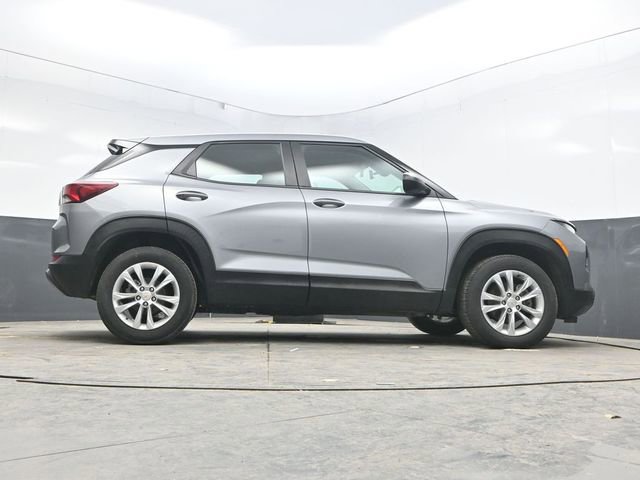 Used 2023 Chevrolet TrailBlazer LS AWD/4WD image 24