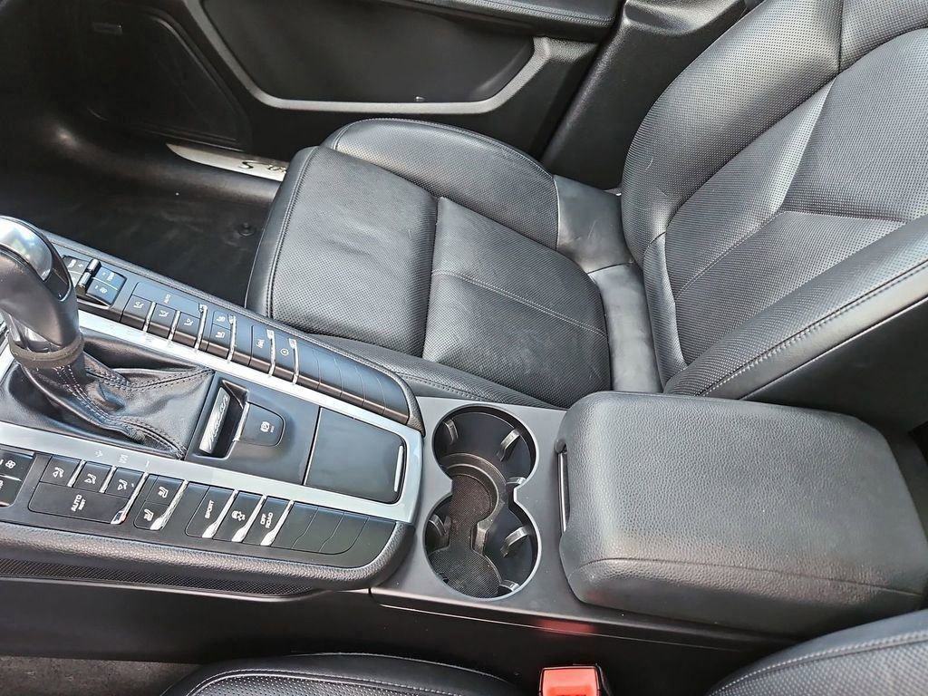 Used 2021 Porsche Macan S AWD/4WD image 18
