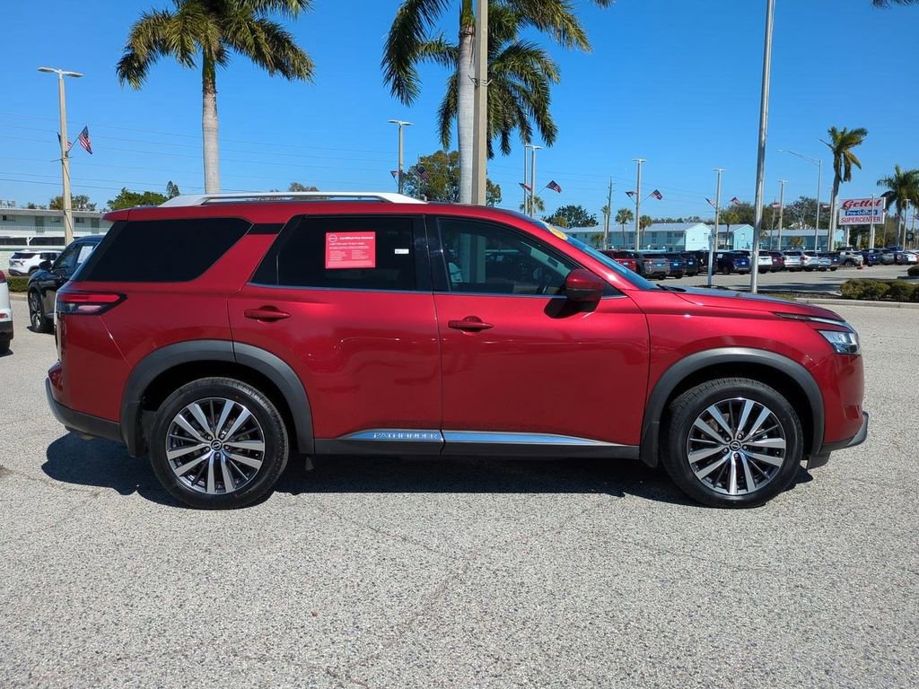 Certified 2022 Nissan Pathfinder Platinum w/ Cargo Package image 4