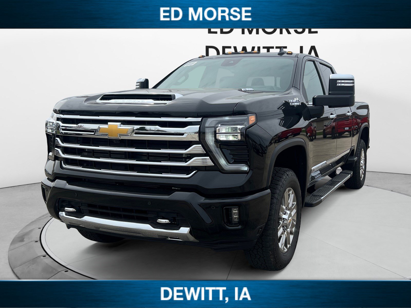 New 2026 Chevrolet Silverado 2500 High Country w/ High Country Premium Package AWD/4WD image 1