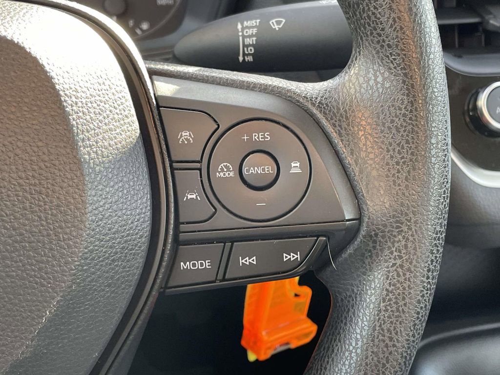 Used 2023 Toyota Corolla LE image 11