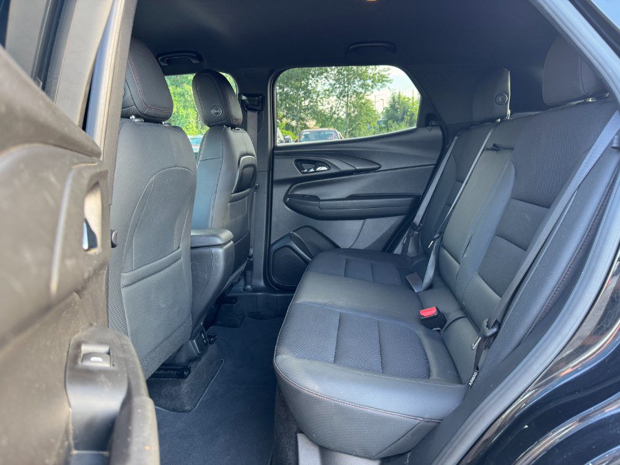 Used 2021 Chevrolet TrailBlazer RS w/ Convenience Package FWD image 16