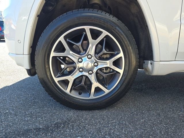 Used 2020 Jeep Grand Cherokee Overland image 27