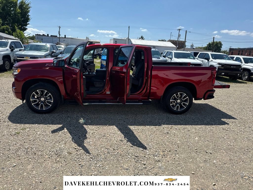 Used 2024 Chevrolet Silverado 1500 RST AWD/4WD image 26