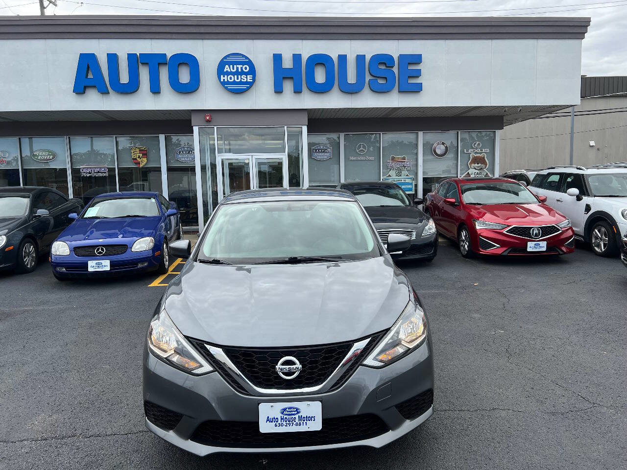 Used 2016 Nissan Sentra SV image 2
