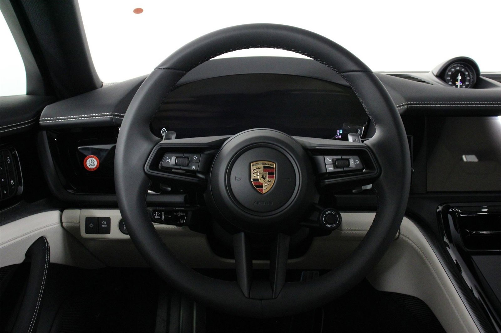 New 2026 Porsche Panamera 4 image 12